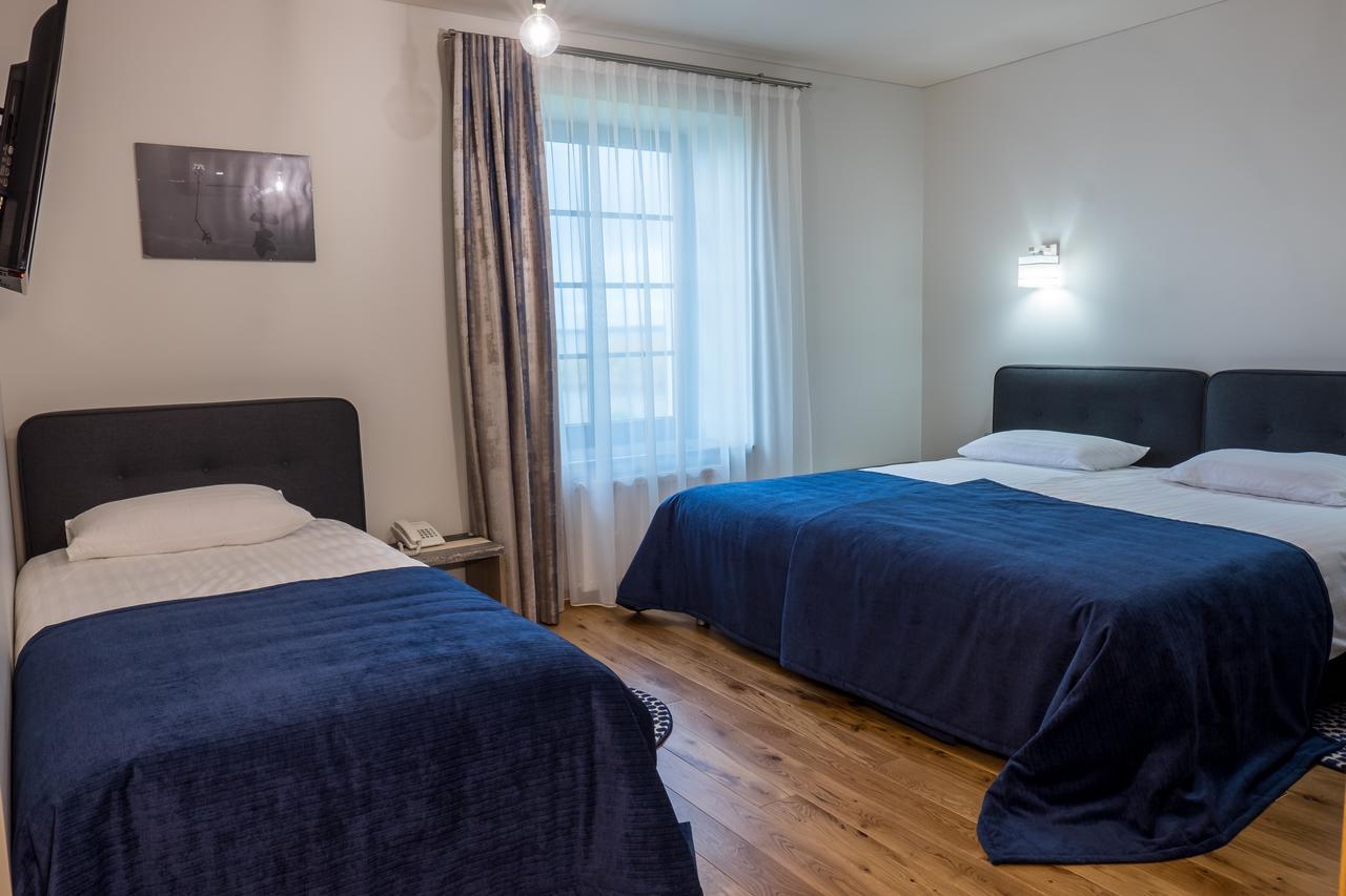 Zveju Uzeiga Otel Šiauliai Dış mekan fotoğraf